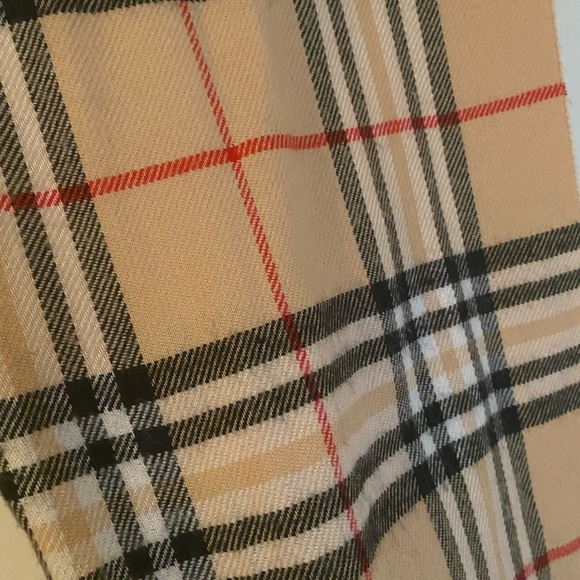 Unisex NWOT Unused Designer Inspired Plaid Scarf - Picture 8 of 11